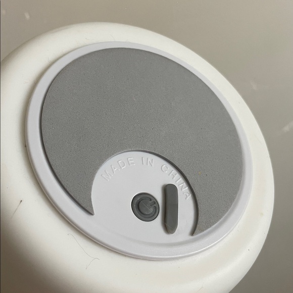 •| cat night light - Picture 4 of 10